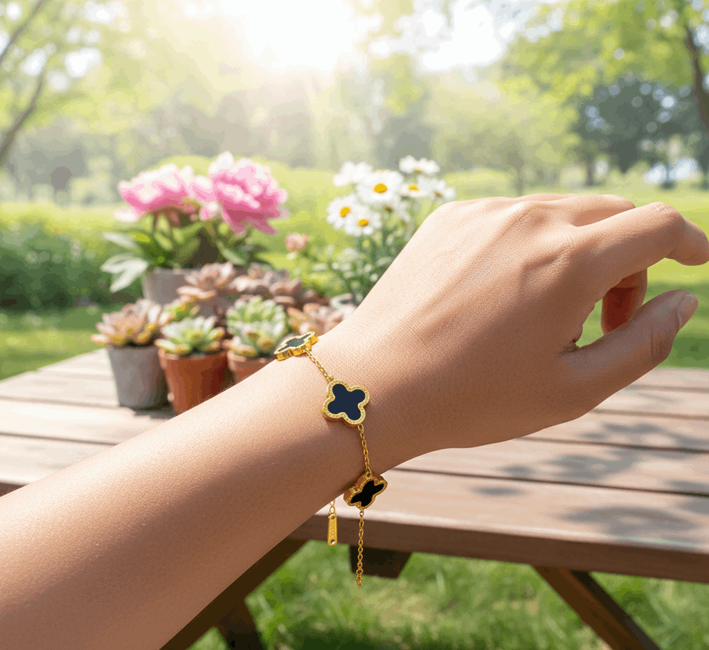 QXT-134 Clover Stainless Steel Bracelet