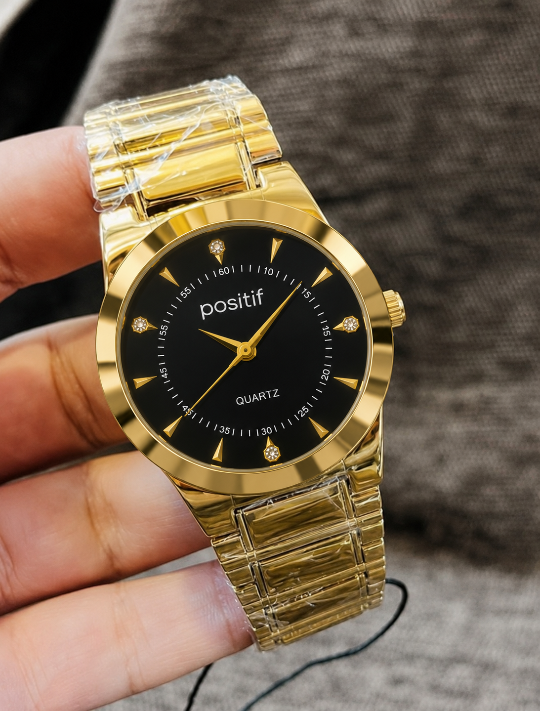 Gold Luxury Quartz Watch