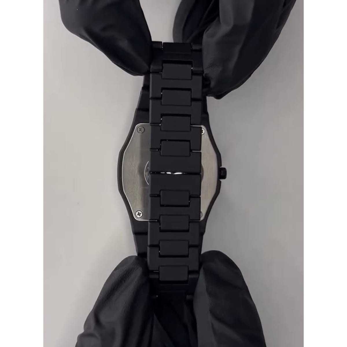 Black Analog Aura Watch - Soraqo