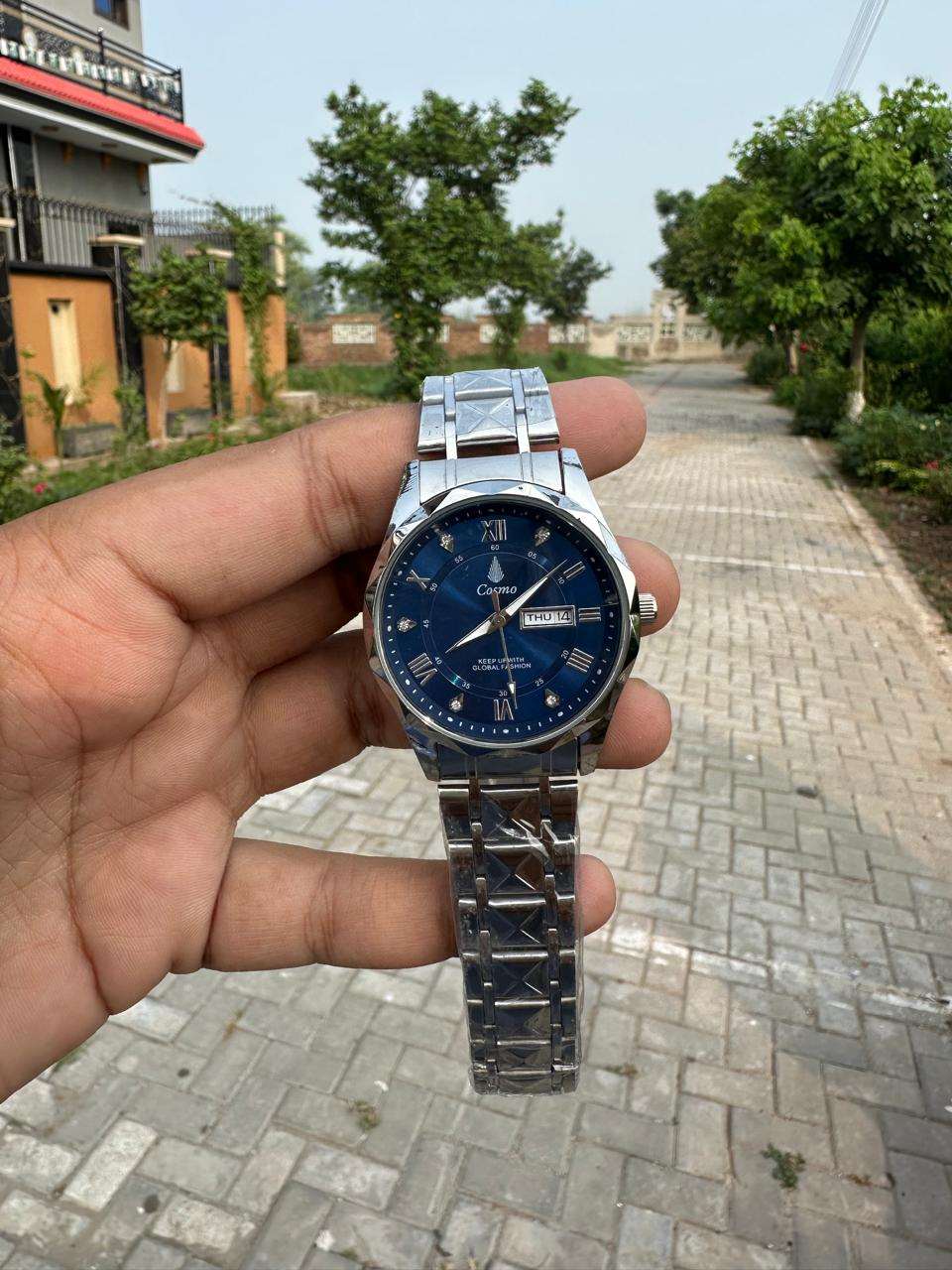 Cosmo Men’s Analog Watch