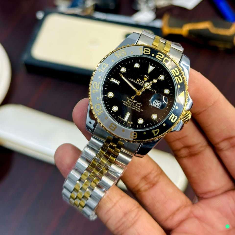 Elegant Luxury Men’s Watch - Soraqo