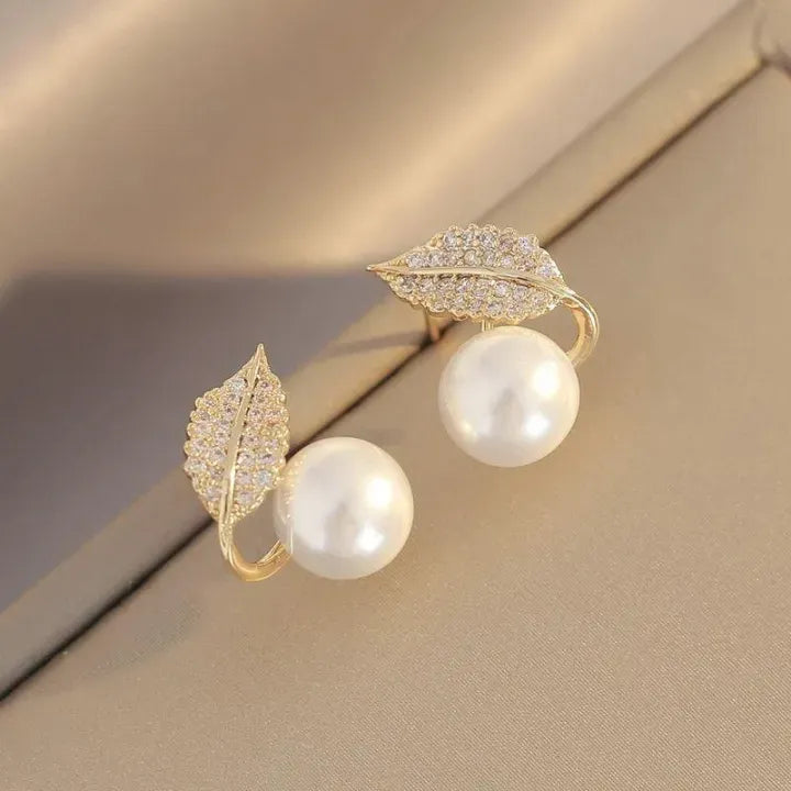 Leaf Pearl Stud Earrings