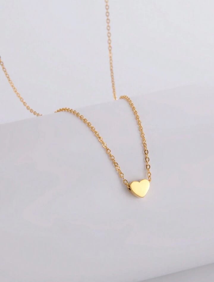 Tiny Heart Pendant Necklace – Golden